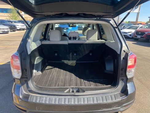 Used 2017 Subaru Forester 2.5i Premium w/ Popular Package #2A AWD/4WD image 30