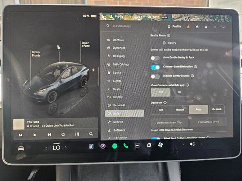 Used 2024 Tesla Model Y Long Range AWD/4WD image 45