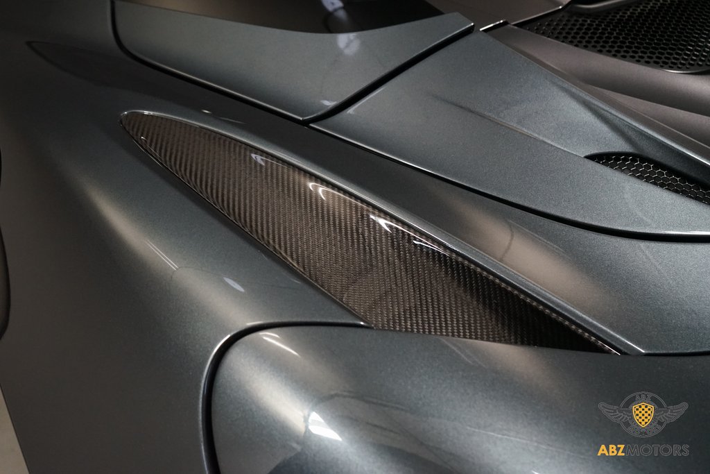 Used 2020 McLaren 720S Spider RWD image 7