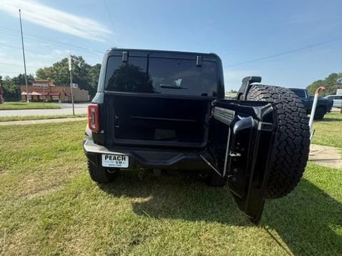 Used 2025 Ford Bronco Badlands AWD/4WD image 5