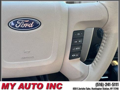 Used 2010 Ford Escape Limited AWD/4WD image 22