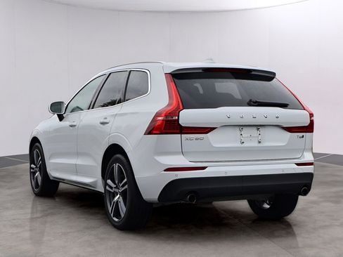 Used 2021 Volvo XC60 T6 Momentum w/ Advanced Package AWD/4WD image 5