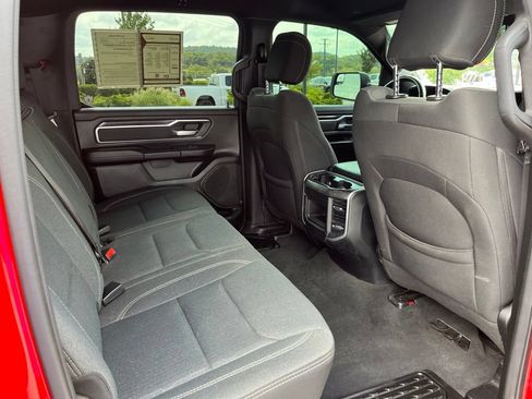 Used 2022 RAM 1500 Big Horn AWD/4WD image 25