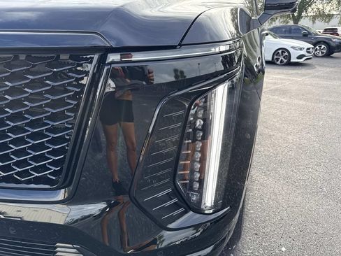 New 2026 Cadillac Escalade Platinum Sport w/ LPO, ONYX Package AWD/4WD image 9
