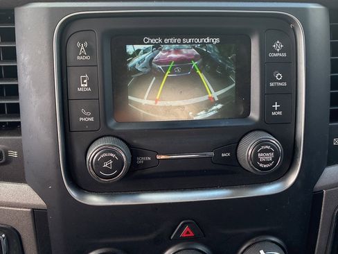 Used 2018 RAM 1500 Express image 17