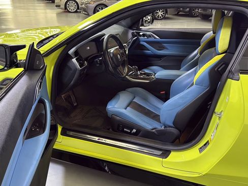 Used 2021 BMW M4 Competition w/ Executive Package RWD image 18