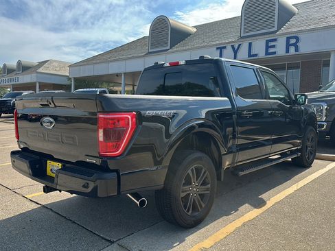 Used 2022 Ford F150 XLT w/ Equipment Group 302A High AWD/4WD image 11