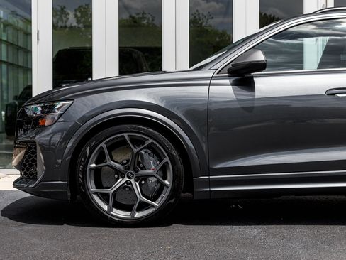 Used 2025 Audi RS Q8 performance AWD/4WD image 6