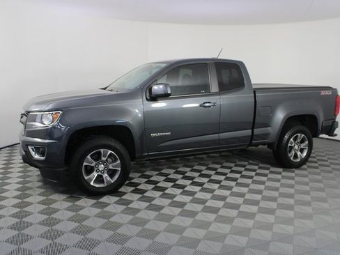 Used 2016 Chevrolet Colorado Z71 image 2