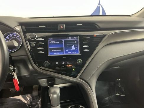 Used 2020 Toyota Camry SE FWD image 30