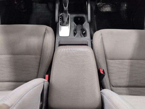 Used 2022 Nissan Frontier SV AWD/4WD image 17