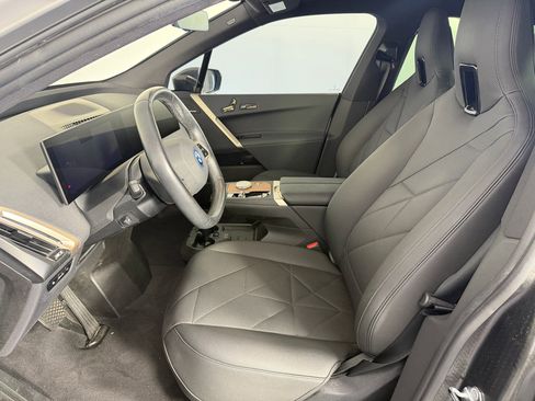 Certified 2024 BMW iX xDrive50 w/ Premium Package AWD/4WD image 5