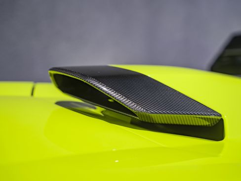Used 2023 Lamborghini Huracan STO RWD image 30