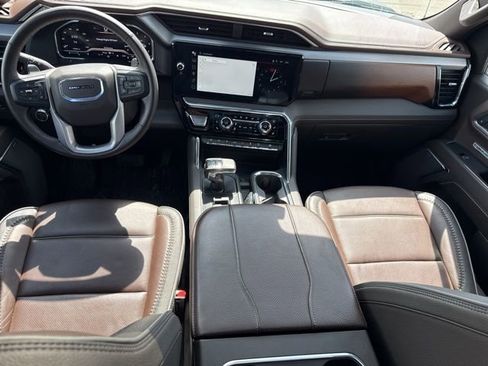Used 2024 GMC Sierra 1500 Denali w/ Denali Carbonpro Edition image 17