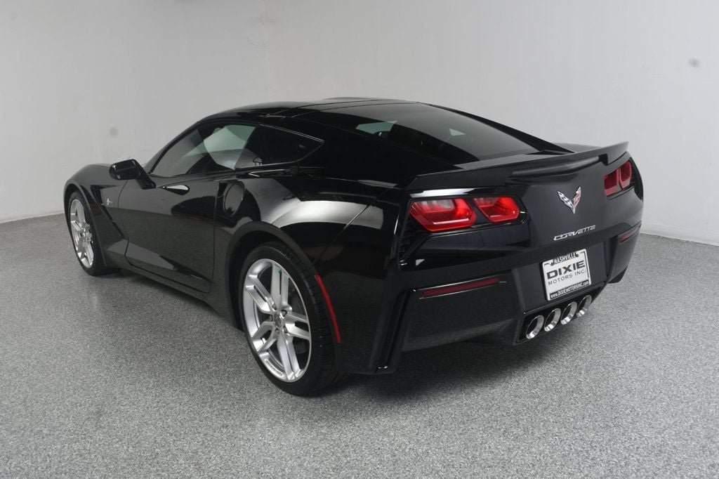 Used 2019 Chevrolet Corvette Stingray Coupe w/ Z51 1LT RWD image 9