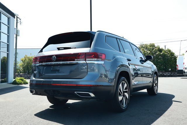 Used 2025 Volkswagen Atlas SE FWD image 6