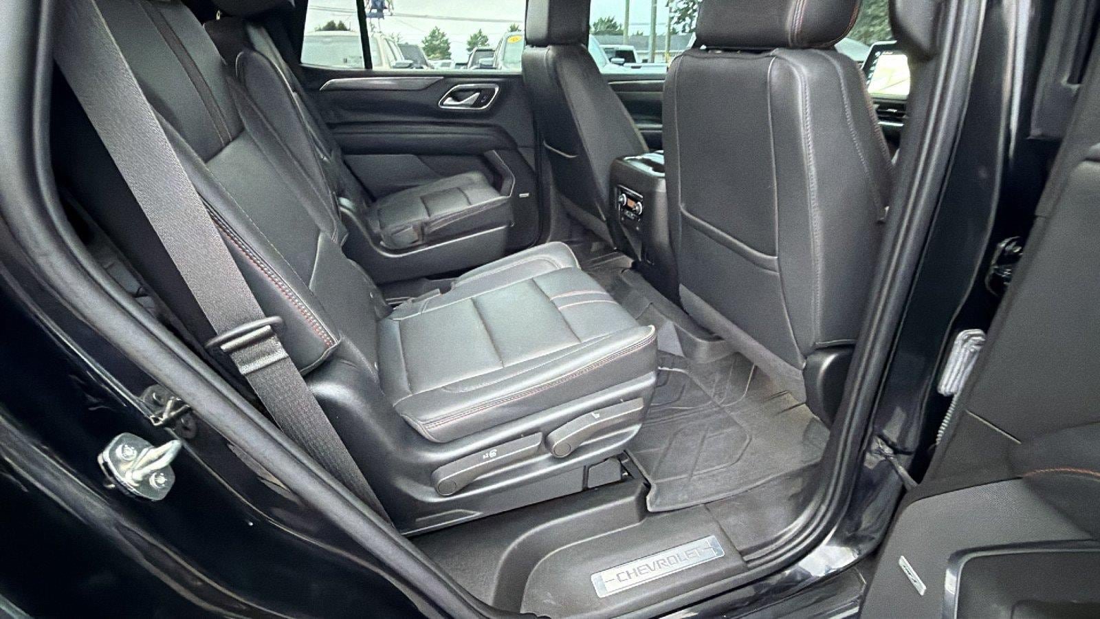 Used 2022 Chevrolet Tahoe RST w/ Luxury Package AWD/4WD image 22