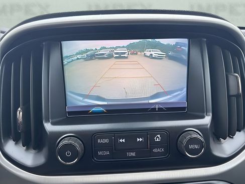 Used 2018 GMC Canyon SLE w/ SLE Convenience Package RWD image 17