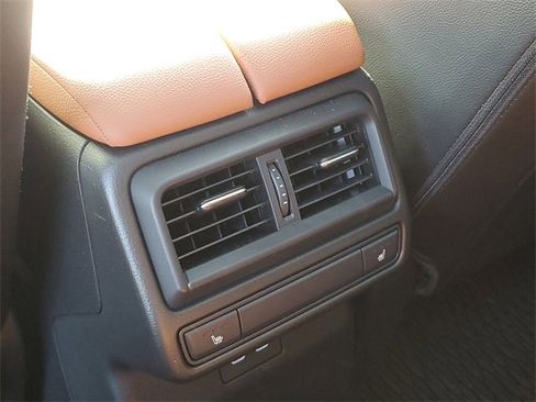 Used 2025 MAZDA CX-50 Meridian Edition w/ Apex Package image 30