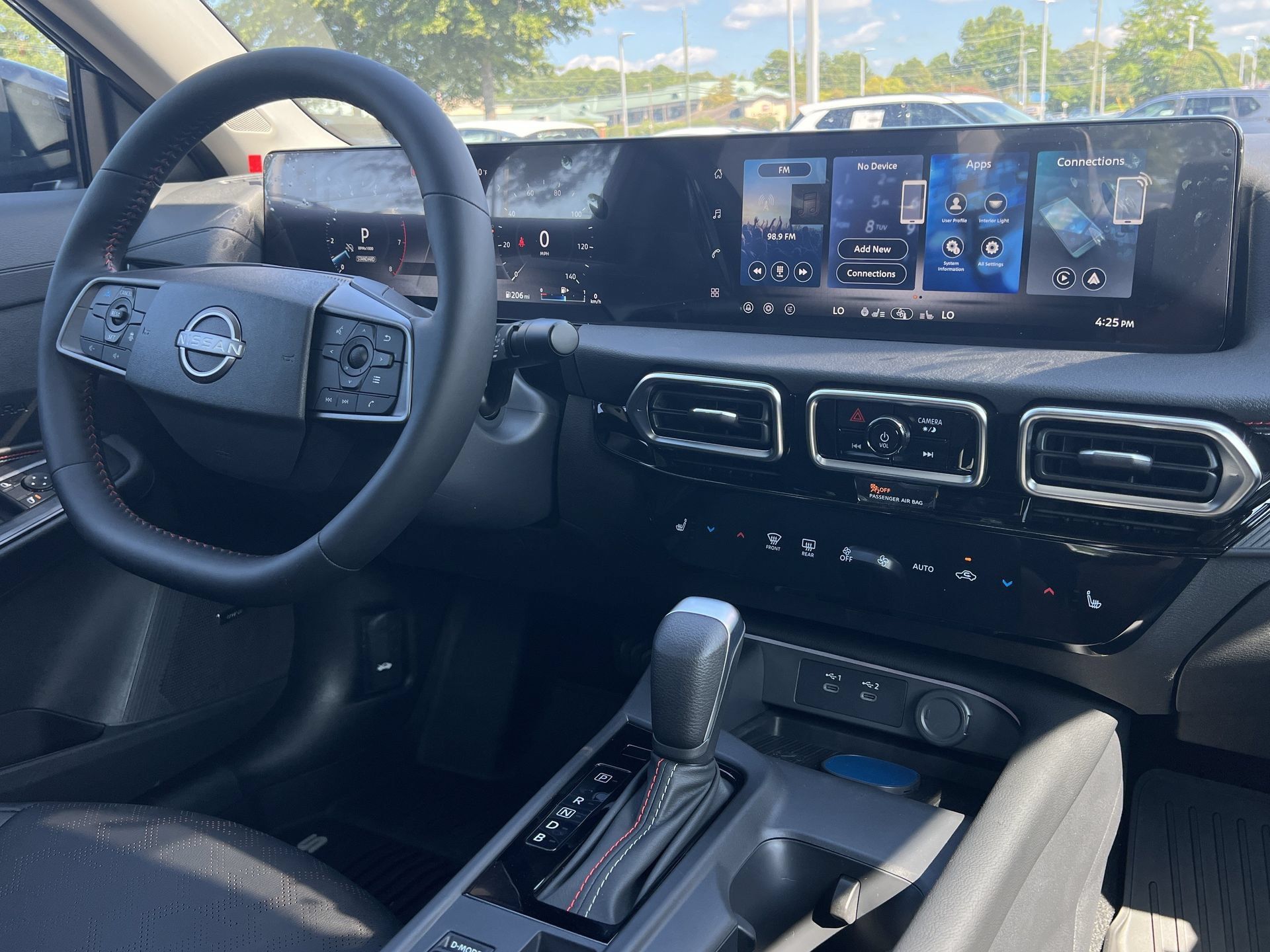 New 2027 Nissan Sentra SR w/ SR Premium Package FWD image 3