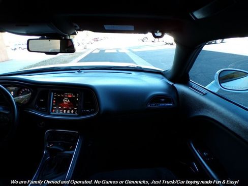 Used 2016 Dodge Challenger R/T w/ Blacktop Package image 27