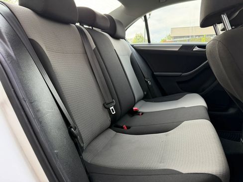 Used 2017 Volkswagen Jetta S FWD image 10