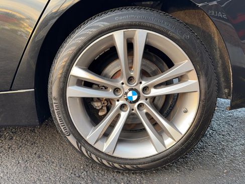 Used 2017 BMW 330i xDrive Sedan image 10