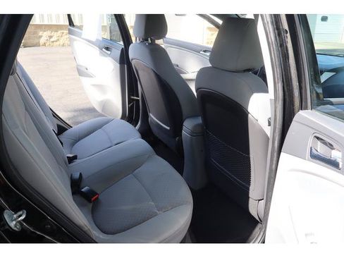 Used 2014 Hyundai Accent SE FWD image 21