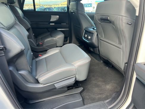 New 2025 Ford Expedition Max Active image 23