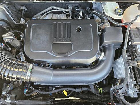 Used 2025 Chevrolet Blazer LT image 19