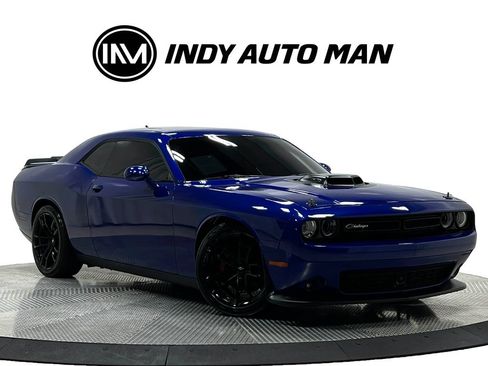 Used 2022 Dodge Challenger R/T w/ Plus Package RWD image 2