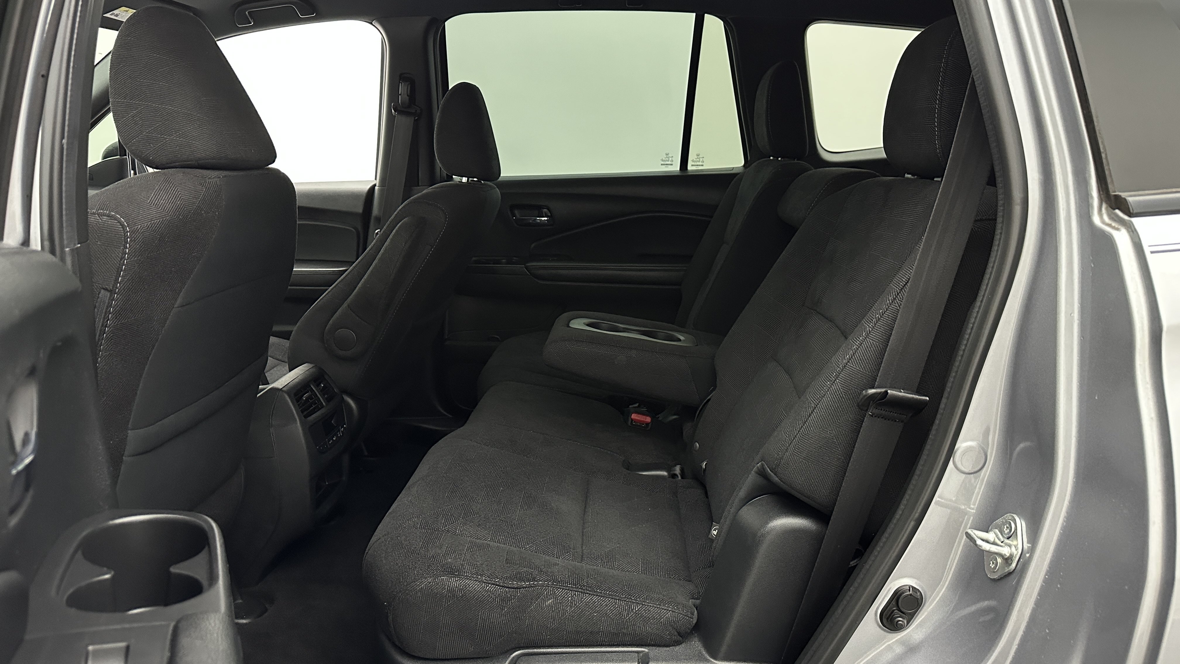 Used 2022 Honda Pilot Sport image 25