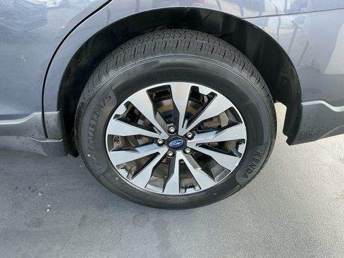 Used 2015 Subaru Outback 3.6R Limited AWD/4WD image 27