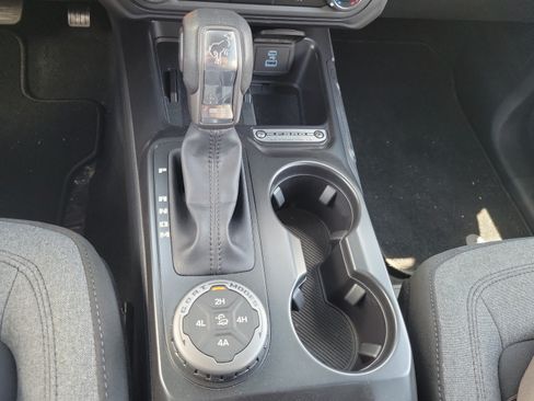 New 2025 Ford Bronco 4-Door w/ Sasquatch Package AWD/4WD image 28