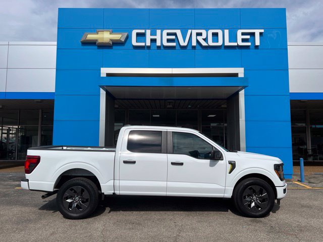 Used 2025 Ford F150 STX w/ Equipment Group 200A RWD image 1