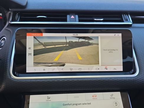 Used 2020 Land Rover Range Rover Velar S AWD/4WD image 23