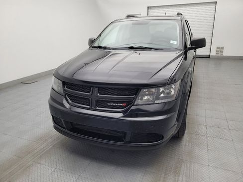 Used 2018 Dodge Journey SE w/ Blacktop Package FWD image 15