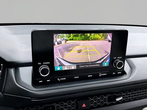 Used 2024 Honda Accord EX image 13