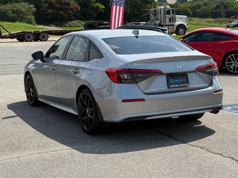 Used 2023 Honda Civic Sport image 11