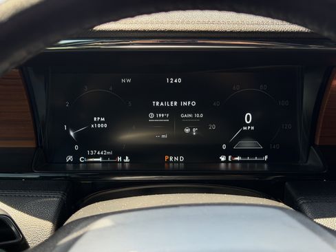 Used 2020 Lincoln Navigator L Reserve w/ Luxury Package AWD/4WD image 20