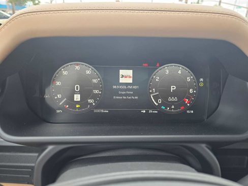 New 2025 Land Rover Defender 110 V8 image 26