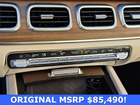 Used 2022 Mercedes-Benz GLS 450 4MATIC image 27