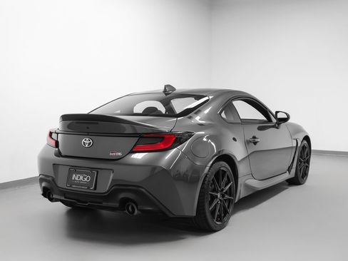 Used 2024 Toyota GR86 Premium RWD image 22