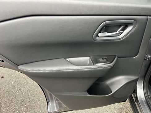 New 2026 Nissan Rogue SV AWD/4WD image 21