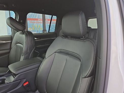New 2026 Jeep Grand Cherokee Limited AWD/4WD image 36