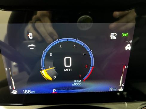 New 2026 Chevrolet Trax LT image 15