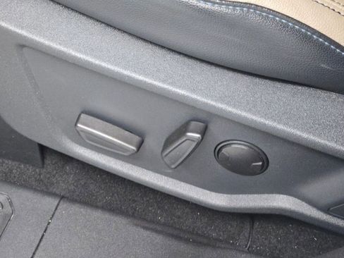 Used 2024 Ford Bronco Wildtrak image 25