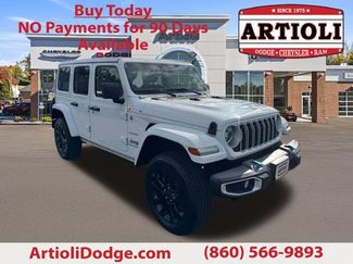 Used 2024 Jeep Wrangler Unlimited Sahara video 1