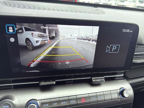 Used 2025 Hyundai Kona SEL image 27