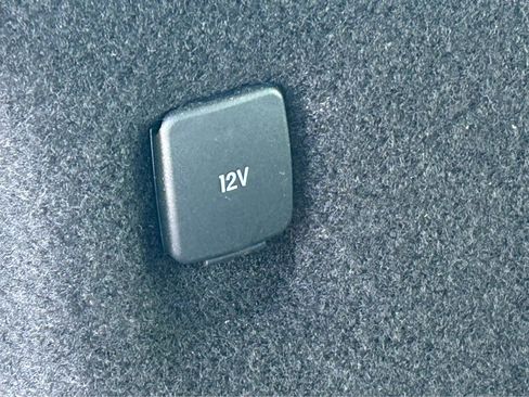 Used 2023 Lincoln Corsair FWD w/ Equipment Group 101A image 10